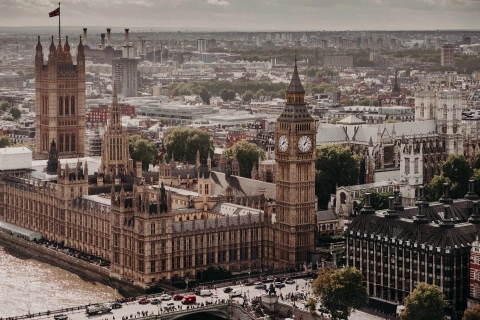 Big ben and Westminster buildings in winter